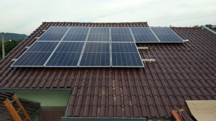 Ealuri Engenharia - Energia Solar Fotovoltaica